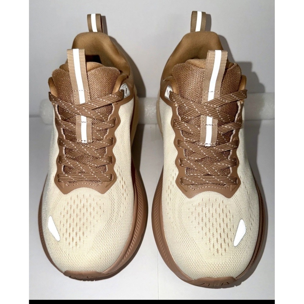 NortiV 8 Women's Walking/Athletic Sneakers, Sz 8.5 Beige Brown